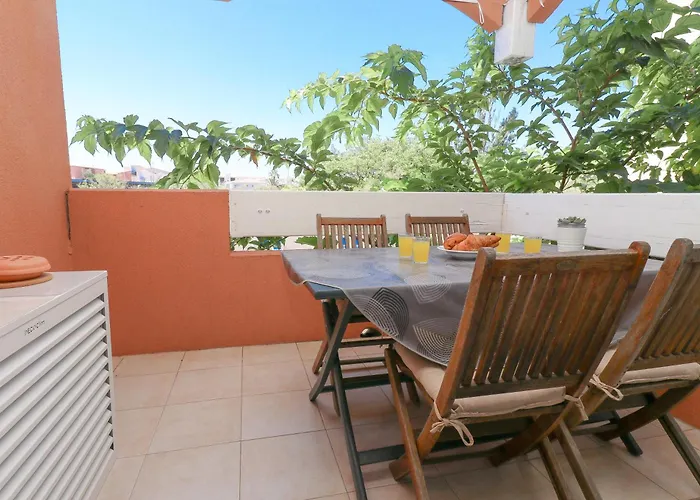 Charma By Pom, Clim, Pkg, Piscine 아파트